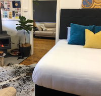 BungalowTenterfield - Modern Vintage Luxury - Schoolies Week Accommodation