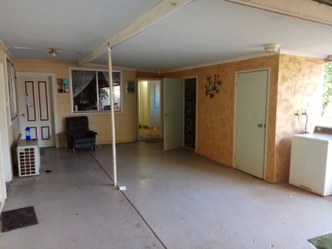 Burt St Gardens - Schoolies Week Accommodation 2