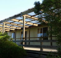 Bushland Retreat - Schoolies Week Accommodation