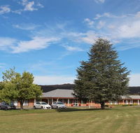 Bushman's Motor Inn - Schoolies Week Accommodation