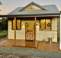 BYRON BAY New SUNSET COTTAGE - Schoolies Week Accommodation