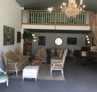 BYRON BAY'S MOD SWANKY SHED AT TOORALOO FARM STAY - Schoolies Week Accommodation