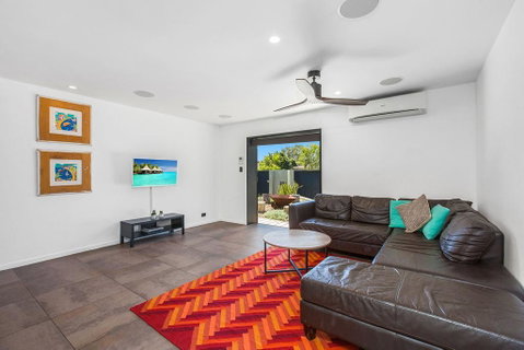CABARITA BEACH HOUSE 53 - Schoolies Week Accommodation 1