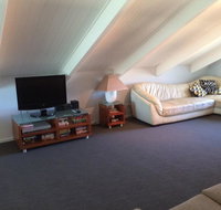 Callala Beach Shack - Pet Friendly - Schoolies Week Accommodation