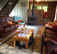 Canobolas Mountain Cabins - Schoolies Week Accommodation