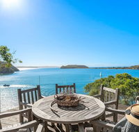 Cape Mackerel Cabin with Magic Palm Beach  Pittwater Views - Schoolies Week Accommodation