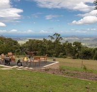 Captain's Lookout - elevated ocean views rural stay - Schoolies Week Accommodation
