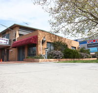 Carnegie Motor Inn - Schoolies Week Accommodation