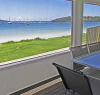 Casa Martins' 219 Foreshore Drive - Absolute Waterfront House - Schoolies Week Accommodation