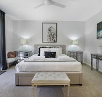 Casa Paradiso - Schoolies Week Accommodation