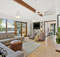 CASTAWAY - Schoolies Week Accommodation