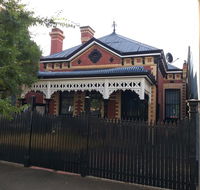 CBD home Rinaldi's - Schoolies Week Accommodation