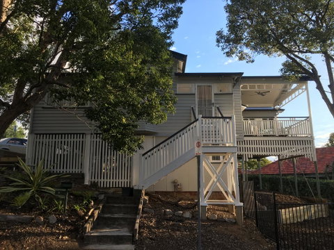 Central Cottage - Schoolies Week Accommodation 2