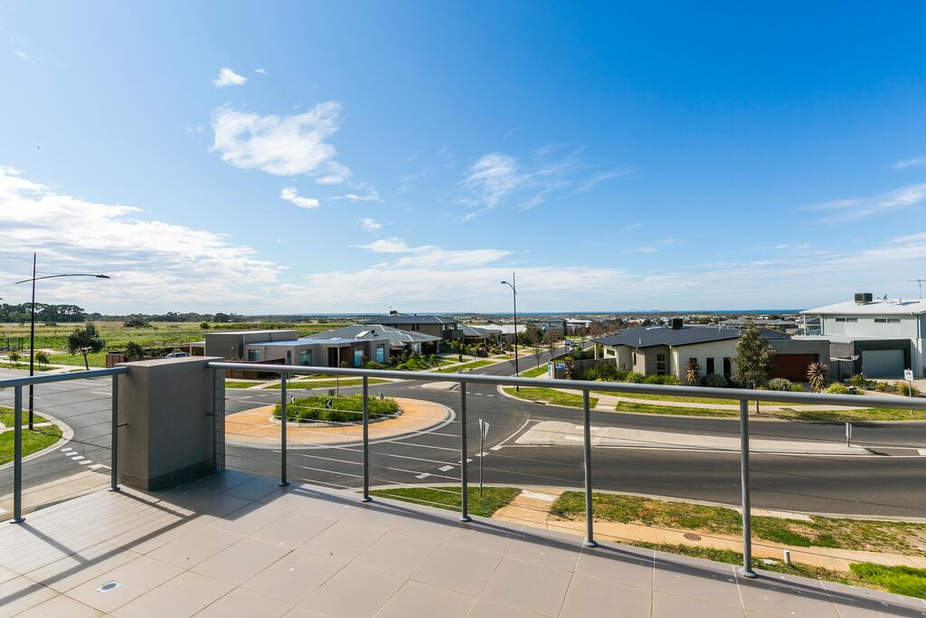 Beeac VIC Schoolies Week Accommodation