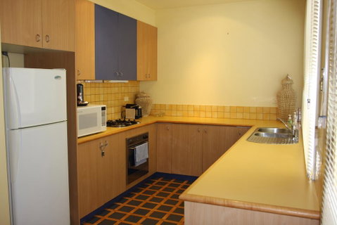 Charbella - Schoolies Week Accommodation 3