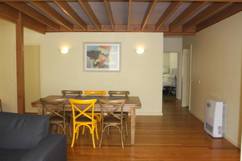 Charbella - Schoolies Week Accommodation 1