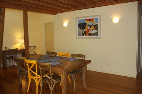 Charbella - Schoolies Week Accommodation 2
