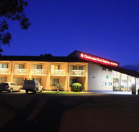 Charbonnier Motor Inn - Schoolies Week Accommodation