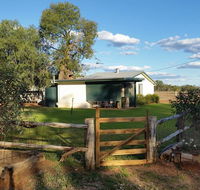 Charleville Bush Cottage - Schoolies Week Accommodation