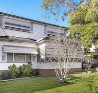 Charming Home in Sydney - Schoolies Week Accommodation