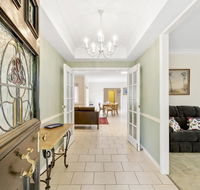 Cherry Walk Cottage - Schoolies Week Accommodation