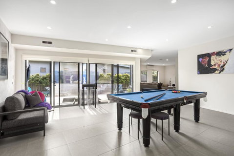 Chilled Chart Hills With Spa, Pool Table And Wifi - Schoolies Week Accommodation 2