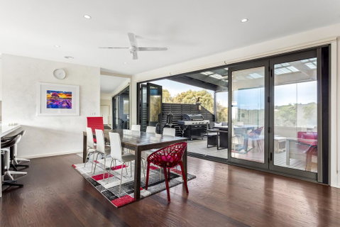 Chilled Chart Hills With Spa, Pool Table And Wifi - Schoolies Week Accommodation 0