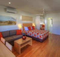 Chinchilla Motor Inn - Schoolies Week Accommodation
