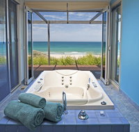 Chocolate Gannets - Schoolies Week Accommodation