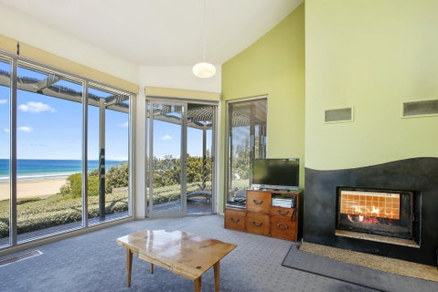 Chocolate Gannets - Schoolies Week Accommodation 2