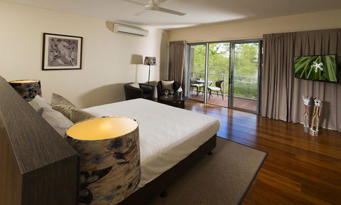Cicada Lodge - Schoolies Week Accommodation 2