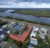 City Lights Motel - Schoolies Week Accommodation
