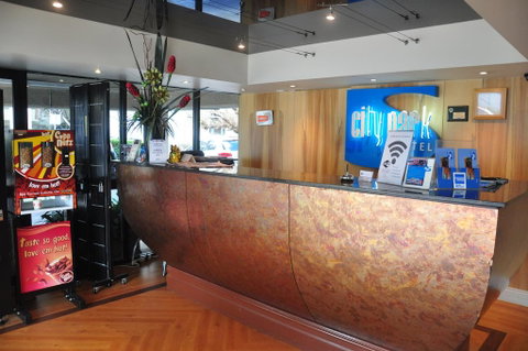 City Park Hotel - Schoolies Week Accommodation 0