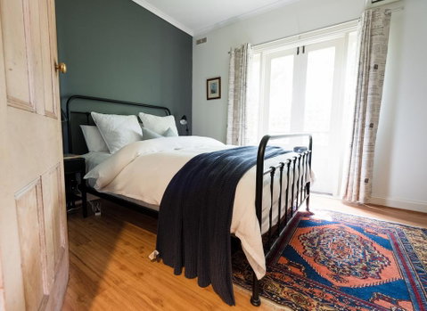 Clonmara Country House And Cottages - Schoolies Week Accommodation 0