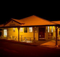 Club Boutique Hotel Cunnamulla - Schoolies Week Accommodation