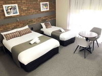 cluBarham River Motel
