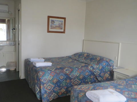 Coachman Hotel Motel - Schoolies Week Accommodation 2