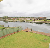 Cockatoo House - Schoolies Week Accommodation