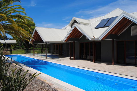 Colorado - Beauty Nestled In The Heart Of Bonville - Schoolies Week Accommodation 0
