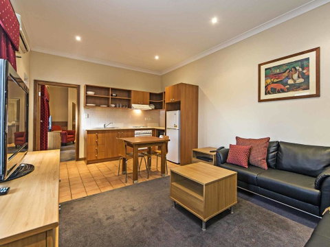 Comfort Inn & Suites Sombrero - Schoolies Week Accommodation 2
