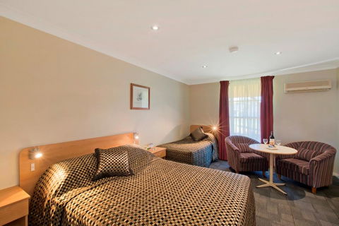 Comfort Inn Bushman's - Schoolies Week Accommodation 2