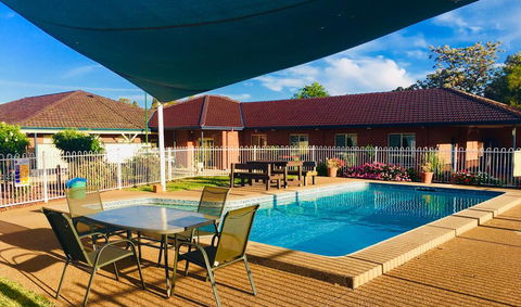 Comfort Inn Bushman's - Schoolies Week Accommodation 0