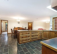Comfort on Conns - Schoolies Week Accommodation