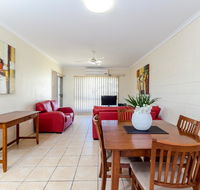 Como Apartments Gladstone - Schoolies Week Accommodation
