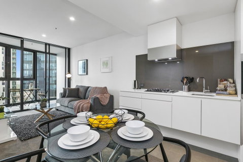 COMPLETE HOST Clarendon Southbank - Schoolies Week Accommodation 1
