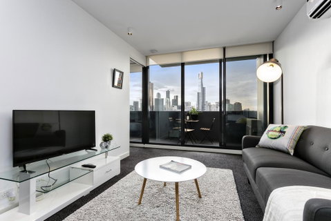 COMPLETE HOST Coventry St Apartments - Schoolies Week Accommodation 1