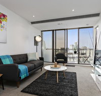 Complete Host Epic Apartments - Schoolies Week Accommodation