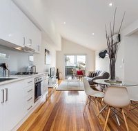 Complete Host Richmond Townhouse Collection - Schoolies Week Accommodation