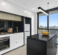 COMPLETE HOST The International Southbank - Schoolies Week Accommodation