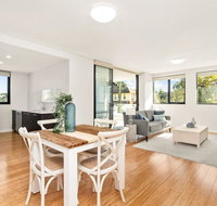 Convenience and comfort in Rosehill - Schoolies Week Accommodation